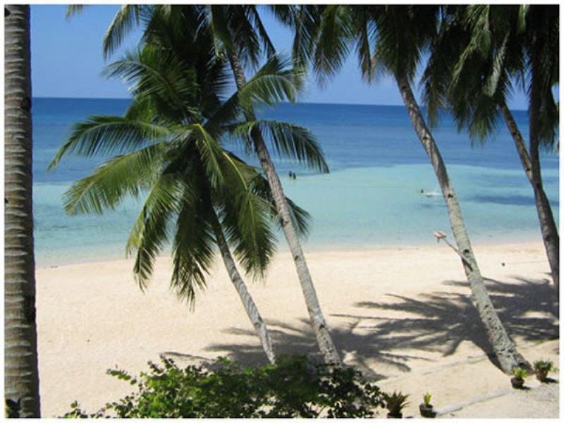 Durhan White Beach Resort Tabuelan 外观 照片